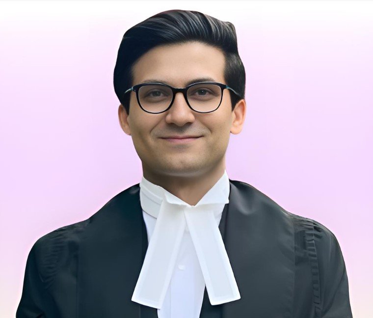 Barrister & Lawyer